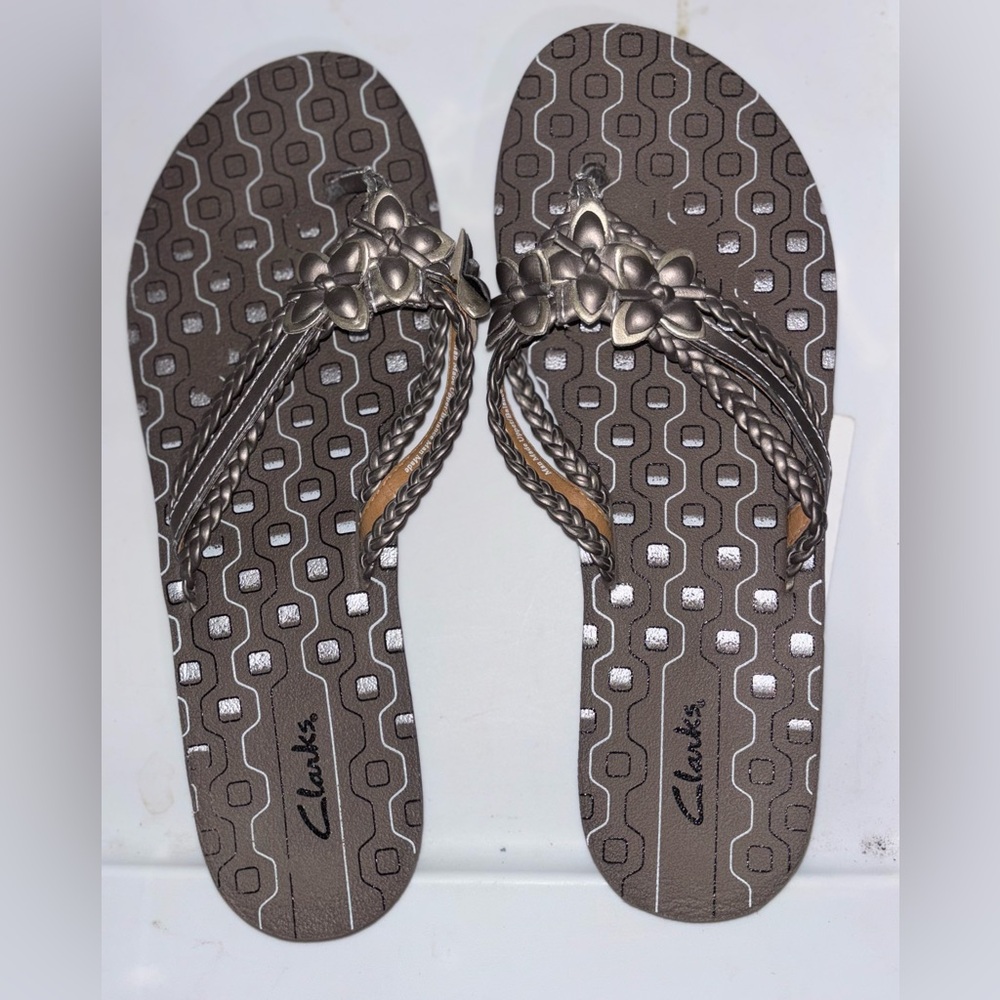 Clarks Lena Thong Flip Flop in Pewter Womens size 9